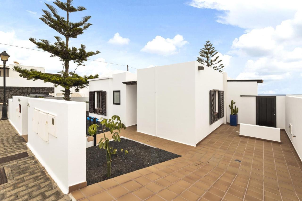 Villa 4 - Vipvipvillas Tias Exterior photo